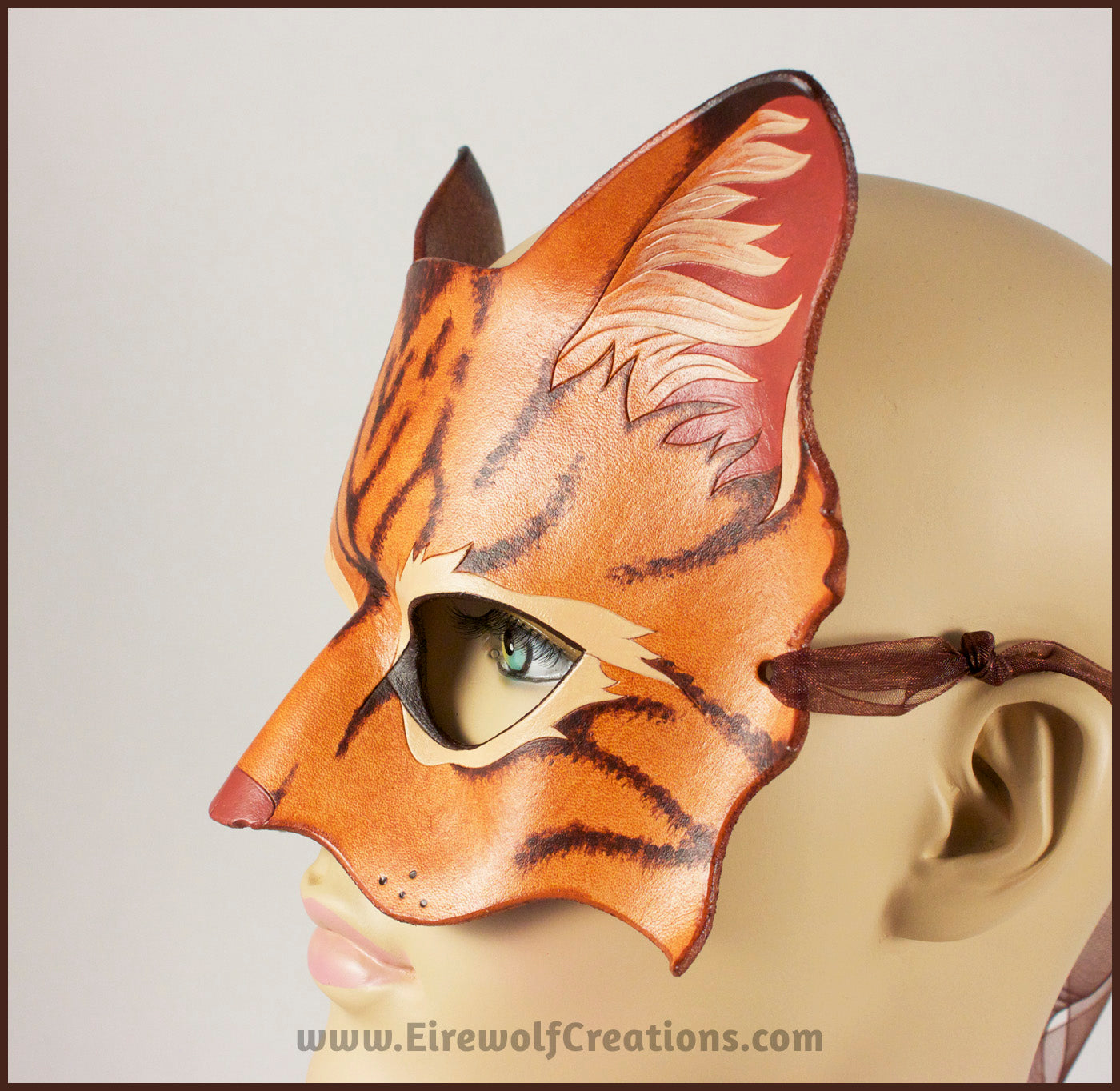 brown therian cat mask